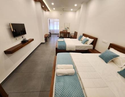 Premium Quadruple Room